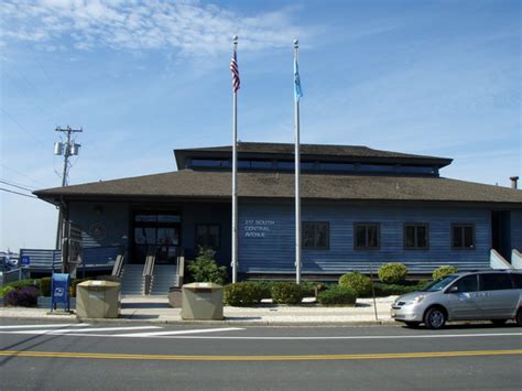 Ocean County Library-Long Beach Island Branch in Surf City, NJ | LibraryThing Local