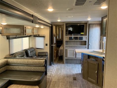 2019 Palomino Puma 31DBTS Bunk Beds | Campers RV Center