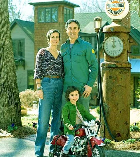 "American Pickers" Mike Wolfe Net Worth. See His House. - Realitystarfacts