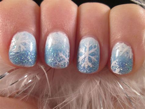 Image result for christmas gradient nails | Gradient nails, Nails, Image