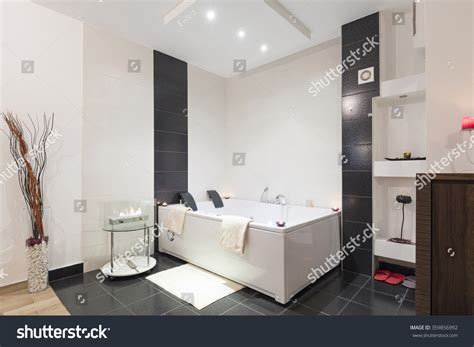 Luxury Bathroom Jacuzzi Bath Stock Photo 359856992 | Shutterstock