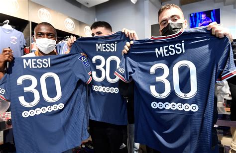 Messi v Ronaldo: The Real Winners From Their Record Shirt Sales - SoccerBible