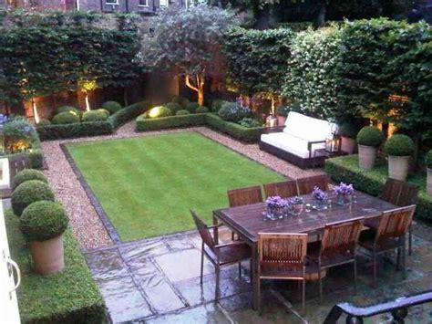 20 Tiny But Really Charming Backyard Designs - Page 2 of 3