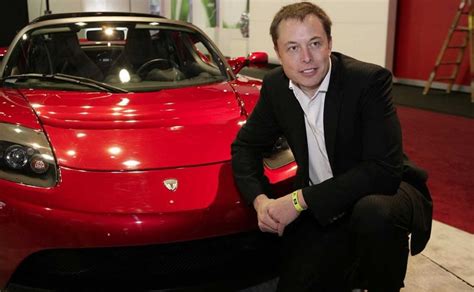 Elon Musk To Send His Personal Tesla Roadster To Space - CarandBike