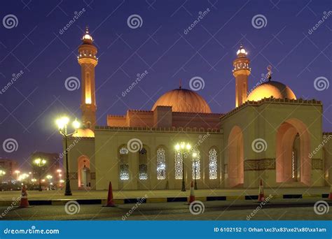 Al-Fateh Grand Mosque in Bahrain - Night Scene Stock Photo - Image of ...