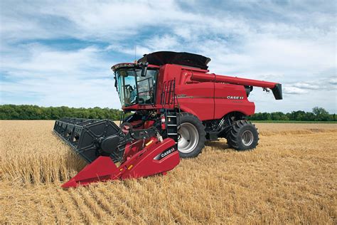 Axial-Flow® 6150 Series Combines | Case IH