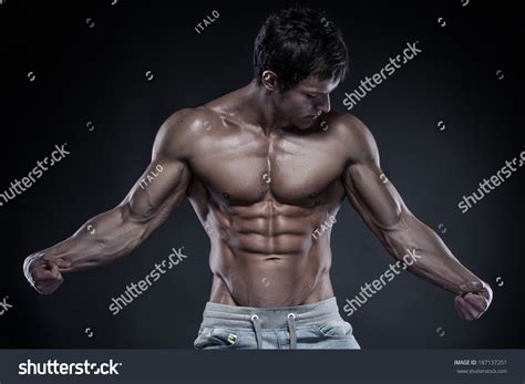 271,664 Fitness models male Images, Stock Photos & Vectors | Shutterstock