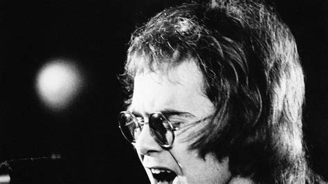 Singer Sir Elton John announces final tour: 'I want to go out with a bang' | Ents & Arts News ...