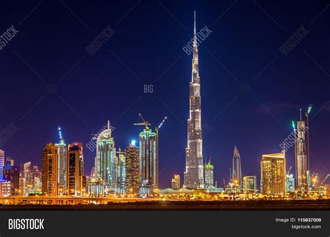 Night View Dubai Image & Photo (Free Trial) | Bigstock