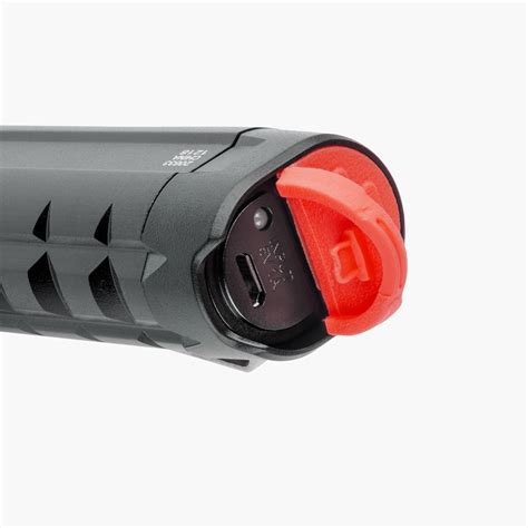 Hyper Tough LED 800 Lumens Flashlight - Walmart.com