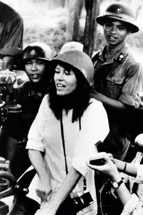 Hanoi Jane: Photos of Jane Fonda's Trip to North Vietnam in 1972 | Jane ...