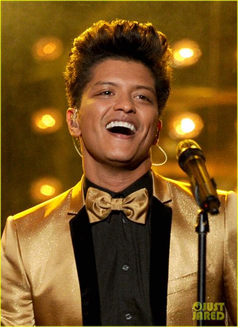 Bruno Mars' Grammys Performance - Watch Now!: Photo 2628324 | 2012 ...