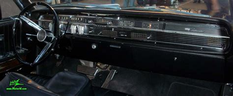 Interior & dashboard of a 1964 Lincoln Continental | 1964 Lincoln ...