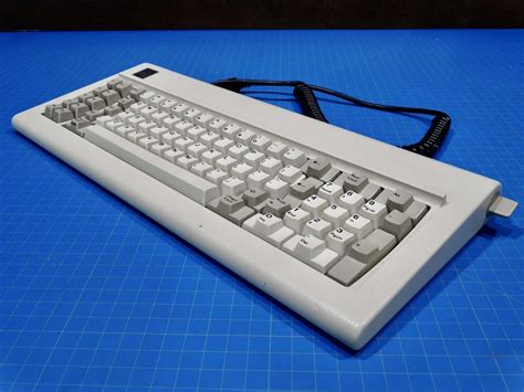 IBM PC XT original keyboard (83-key) – ClickyKeyboards