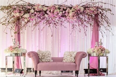 Trending Stage decoration ideas for your wedding reception in 2018 ...