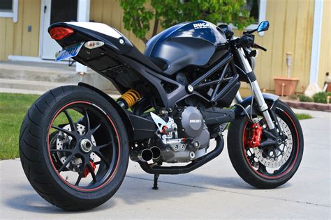 Cafe Racer Special: Ducati Monster 696- SSS Conversion