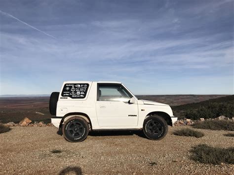 Pin de Clement Ng en Suzuki Vitara JLX | Autos