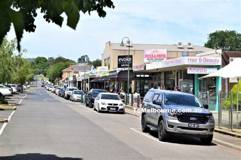 Gisborne Now and its history - ToMelbourne.com.au