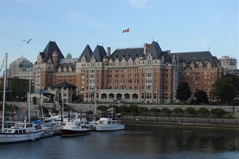 Fairmont Express in Victoria, Canada · Free Stock Photo