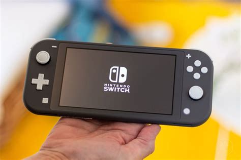 Nintendo Switch Lite review: a small console, a big change - Polygon