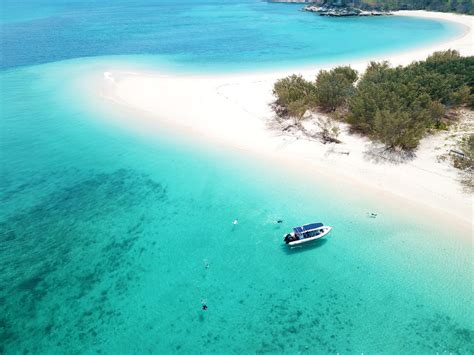 Great Keppel Island Hopping (5-IN-1) Adventure Tour: Islands, Beaches, Reef, Snorkel and Lunch ...