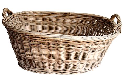 LIGHT WEIGHTED WICKERY LAUNDRY BASKET – goodworksfurniture