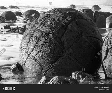 Moeraki Boulders, New Image & Photo (Free Trial) | Bigstock