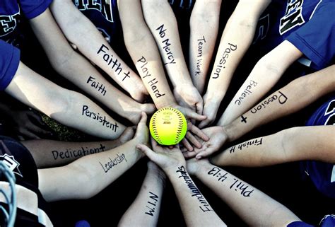 130 Inspirational Softball Quotes, Sayings and Slogans