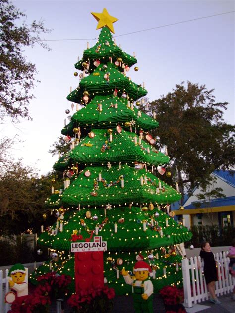 LegoLand Christmas Tree 2011 On | LegoLand Christmas Tree 20… | Flickr