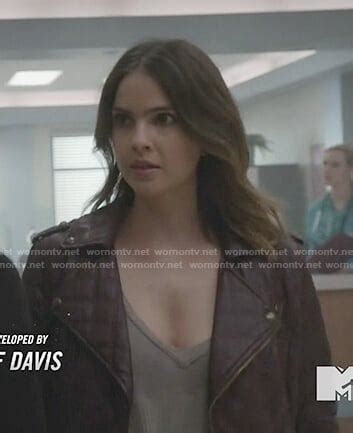 Malia Tate Outfits & Fashion on Teen Wolf | Shelley Hennig