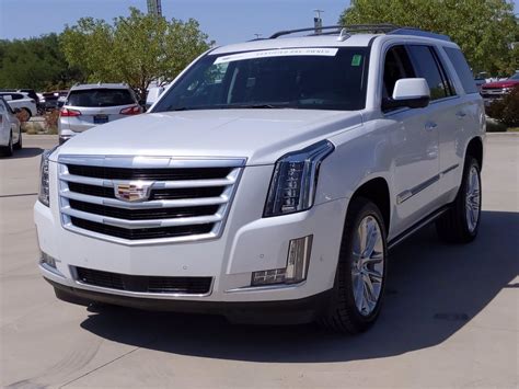 Certified Pre-Owned 2017 Cadillac Escalade Premium Luxury 4WD SUV