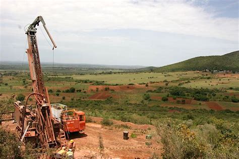 Junior miners Strandline, Black Rock, OreCorp sign agreements with ...