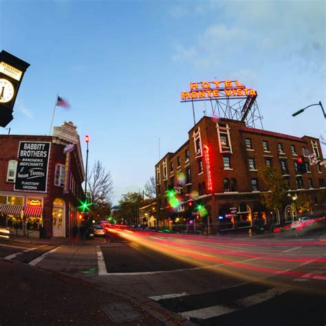 Flagstaff Nightlife and Dining - Discover Flagstaff