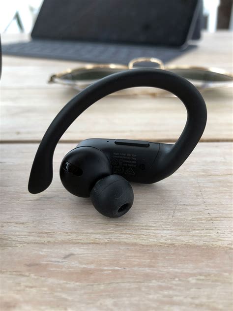 Beats Powerbeats Pro Review – Empire Ave