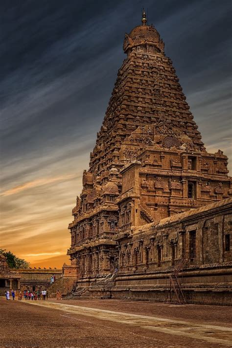 Thanjai Periya Kovil History in Tamil Language PDF