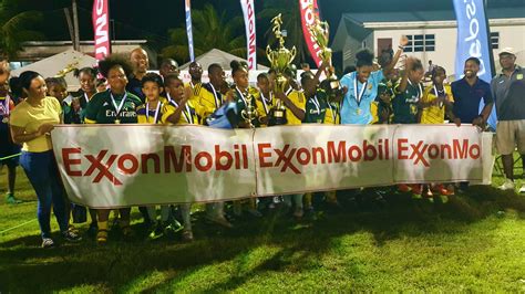 Historic! Charlestown Secondary takes ExxonMobil U-14 football ‘double’ - News Room Guyana