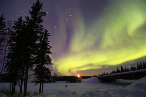 Aurora Borealis Yellowknife Tours | Yellowknife Vacations