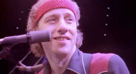 Dire Straits - Walk Of Life