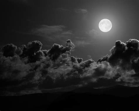 Dark Night Moon #Wallpaper - HD Wallpapers | Full moon, Moon, Full moon night