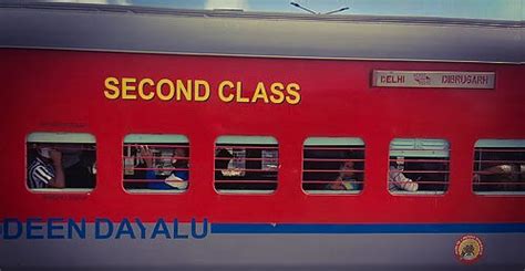 2S Seat In Train - Here Is Everything About Second Sitting In Indian Railways