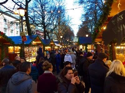 Christmas markets draw big crowds - Norway's News in English — www ...