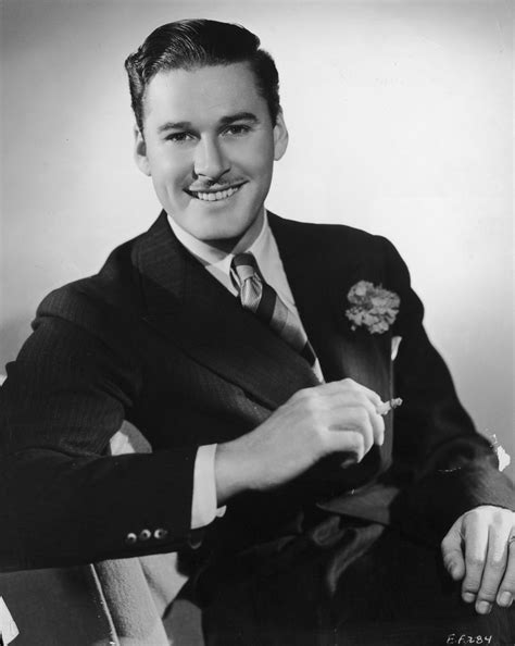 Errol Flynn Biography - Matinee Idol