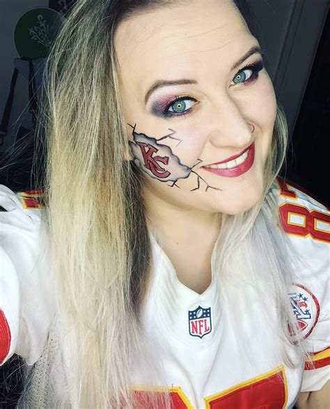 KC Chiefs makeup | Football makeup, Makeup, Day makeup