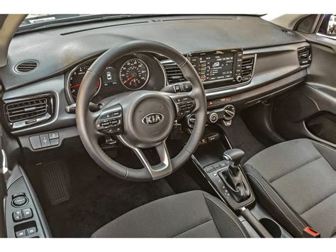 2019 Kia Rio: 77 Interior Photos | U.S. News