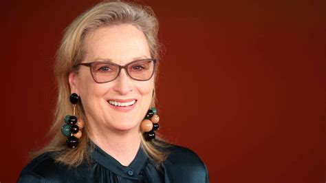 Meryl Streep is unrecognisable with long hair in unearthed school ...