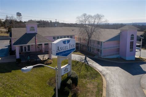 Angel Inn Central in Branson | Best Rates & Deals on Orbitz