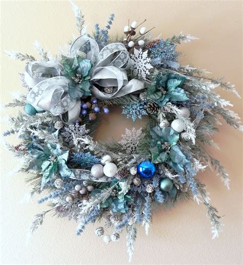 wreathsndolls: First Winter Custom Wreath