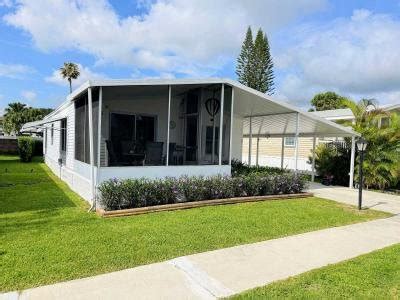 Paradise Village Mobile Home Park in Davie, FL | MHVillage