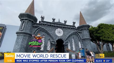 Four people rescued from Scooby-Doo Spooky Coaster at Movie World, Gold Coast | Sky News Australia