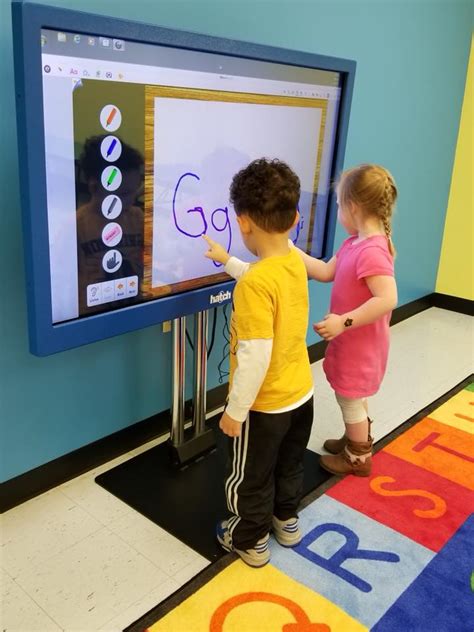 Smartboard Fun - Little Learners Preschool and Childcare Center